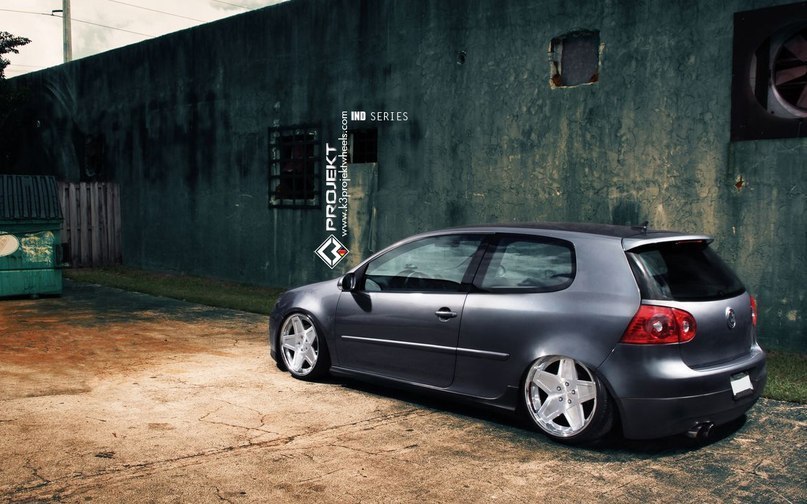 Volkswagen Golf Mk5. - 6
