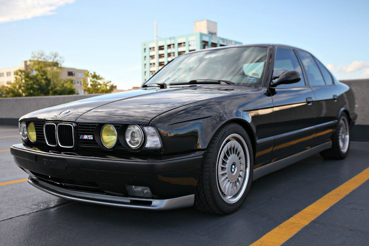 E34