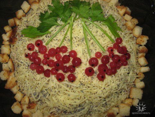 Салаты с копченой курицей: ТОР - 8 рецептов.Копченая курица вкусна сама по себе, ну а разные ... - 3