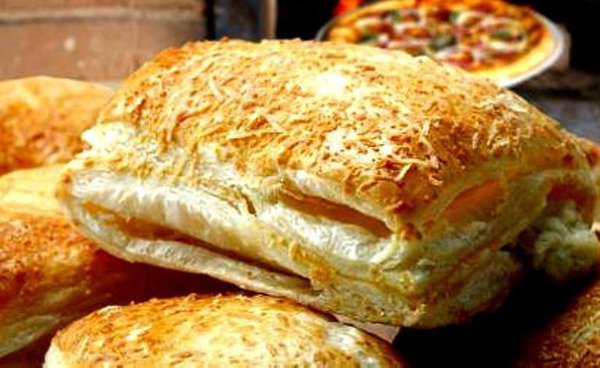 Конверты с грибами и сыром.Порадуйте себя и своих близких вкусным и сытным блюдом!Ингредиенты:500 ...
