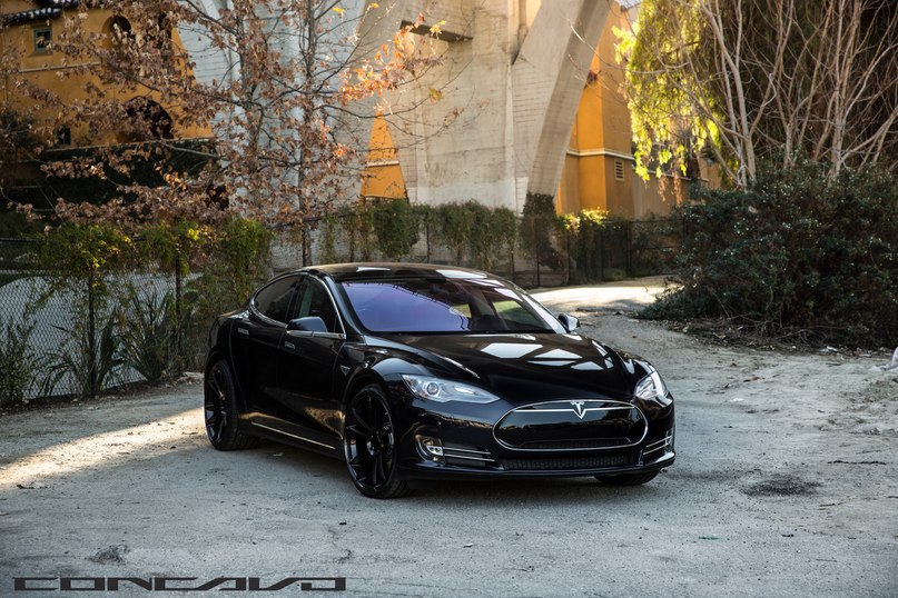 Tesla Model S. - 7