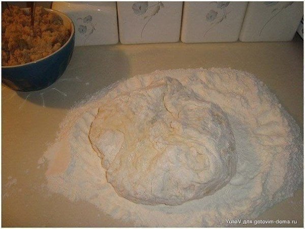 БЫСТРЫЕ ПИРОЖКИ С КАРТОШКОЙ И МЯСОМ.Ингредиенты:2 стакана сметаны (кефира, ряженки, простокваши)2 ... - 4
