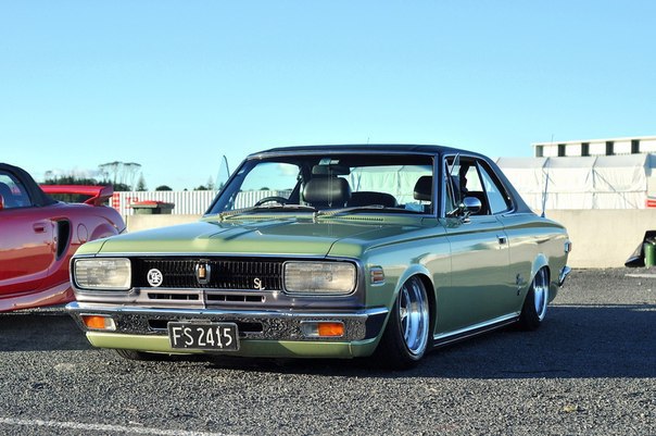 Toyota Crown coup