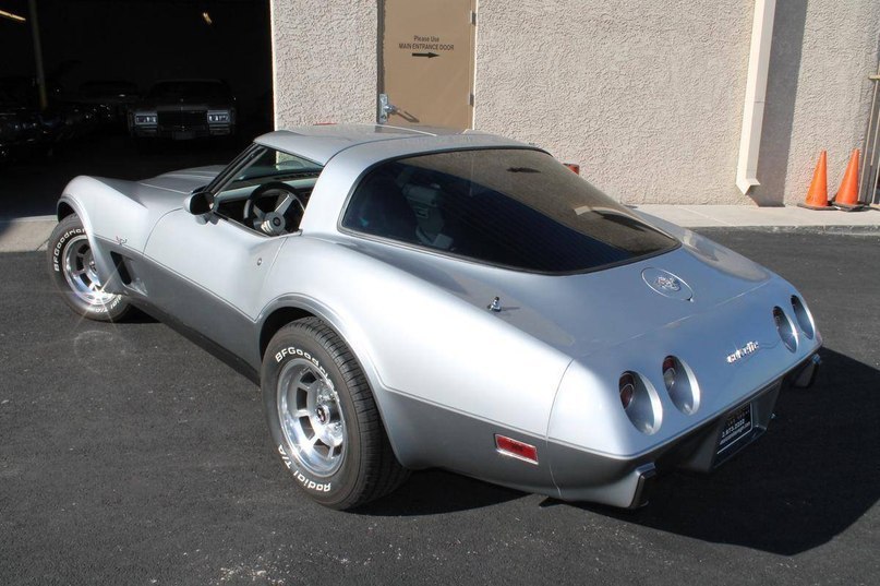 Chevrolet Corvette 25th Anniversary Edition 1978 - 5