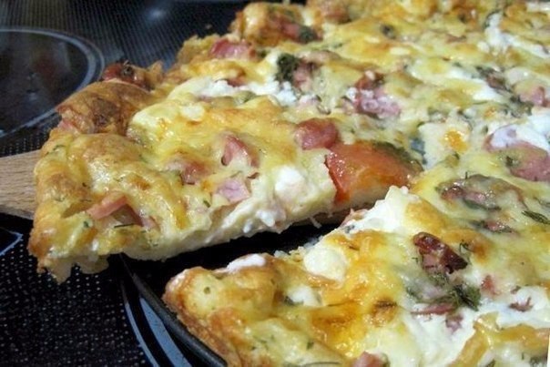 Пицца-минутка: отменный вкус без особых хлопот.ИнгредиентыДля теста:Сметана — 4 ст. л.Майонез — 4 ...