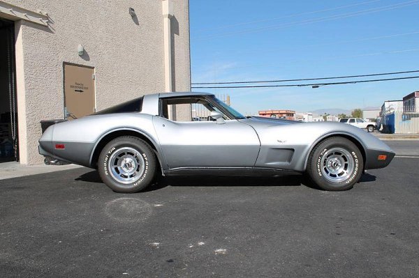 Chevrolet Corvette 25th Anniversary Edition 1978 - 3