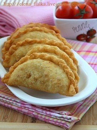 Чебуреки с мясом.Ингредиенты (на 20 штук):Подготовка без учета теста:40 минутПриготовление:25-30 ... - 2
