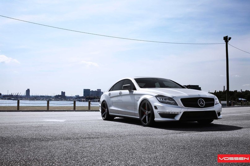 Mercedes-Benz CLS 63 AMG. - 8