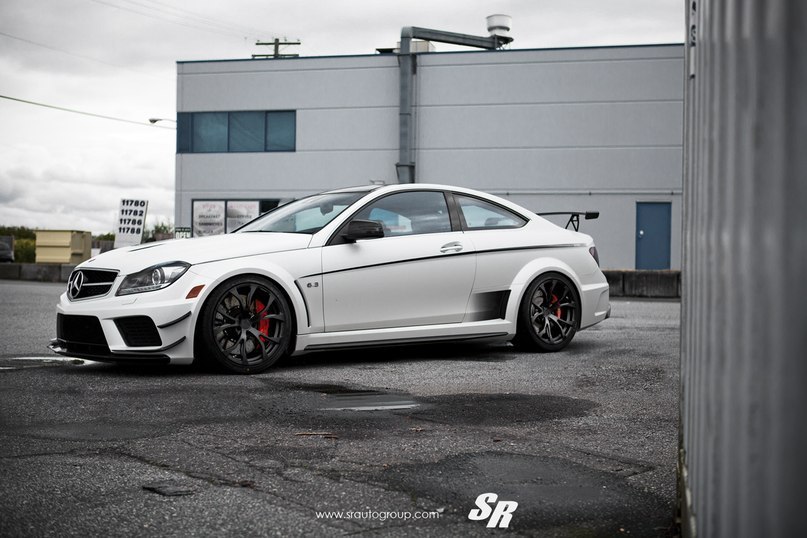Mercedes-Benz C63 AMG Black Series. - 7