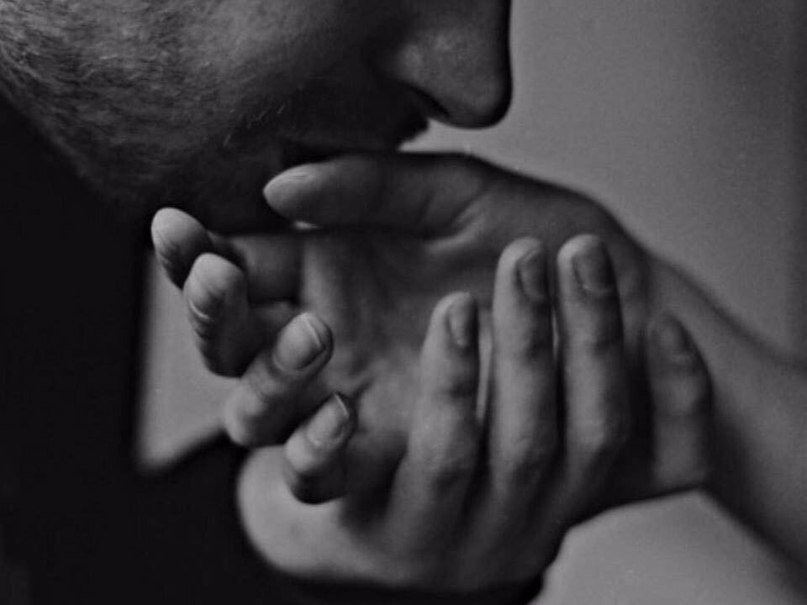 Женщина черпает жизненную энергию у природы, мужчина получает энергию от женщины. Вернуть полученное ...