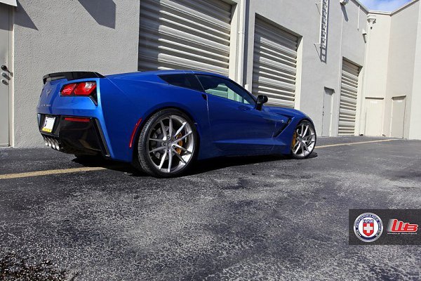 Chevrolet Corvette C7 Stingray. - 8