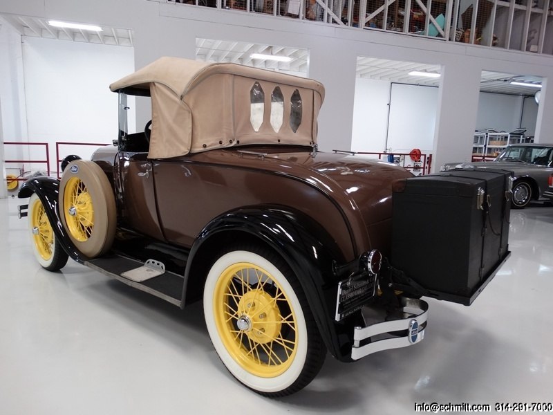 1929 MODEL A FORD ROADSTER - 7