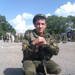 Илья, 30, Пугачев