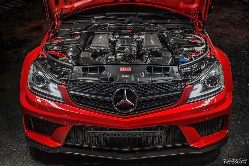 Mercedes-Benz C 63 AMG. - 7