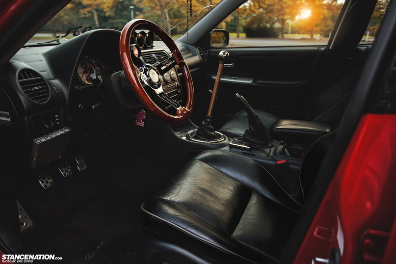 Lexus IS 300. - 3