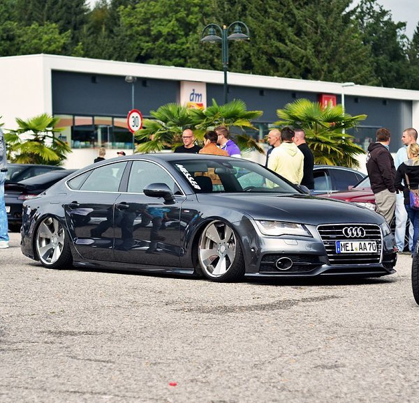 Audi A7.