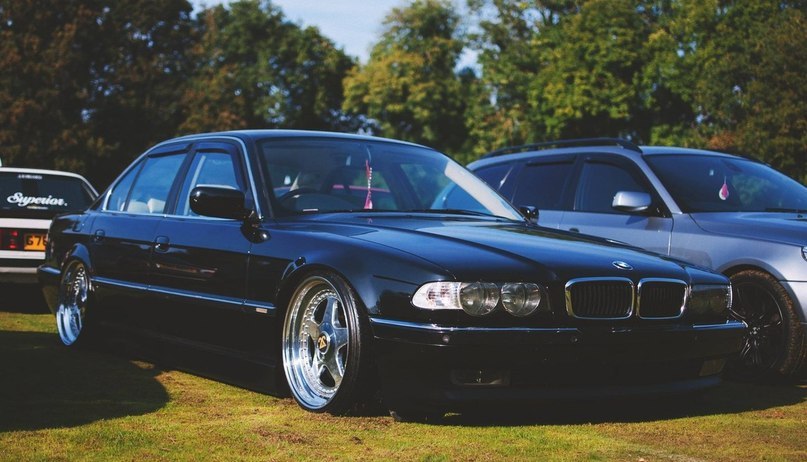 BMW E38 - 3