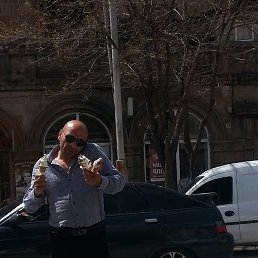 Adlo, , 47 