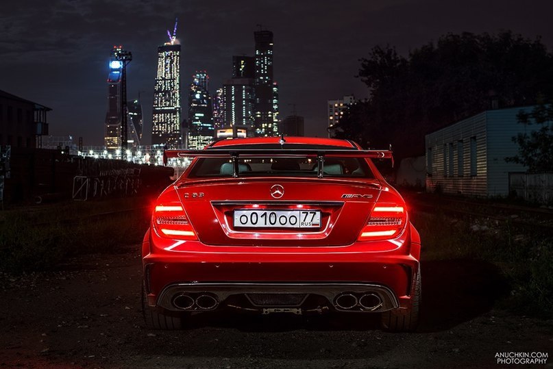 Mercedes-Benz C 63 AMG. - 6