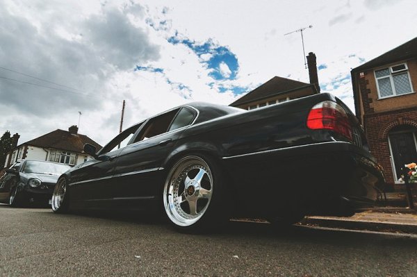 BMW E38 - 5