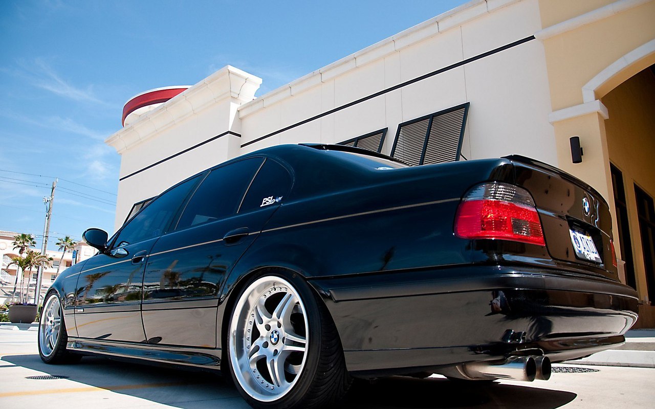 BMW 5 Series E39 - 4