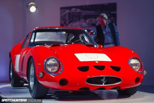 Ferrari 3851GT.