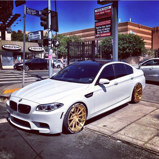 BMW M5 F10