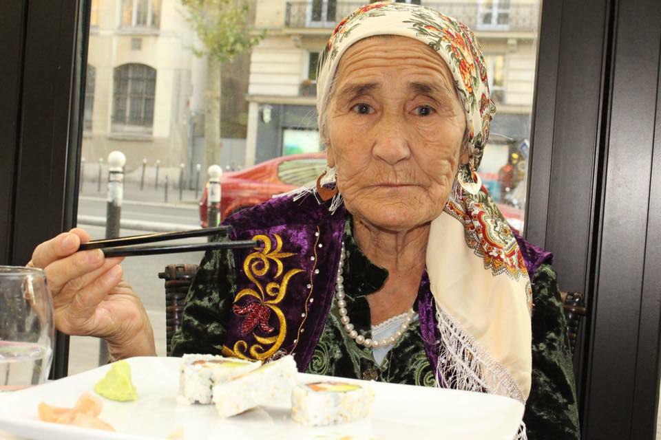 Элен рут ван винкл в молодости. 90 летняя бабушка. 20 летняя бабушка. Прабабушка коко. Хелен рут элам ван винкль.