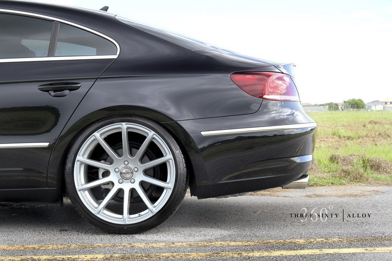 Volkswagen Passat CC. - 2