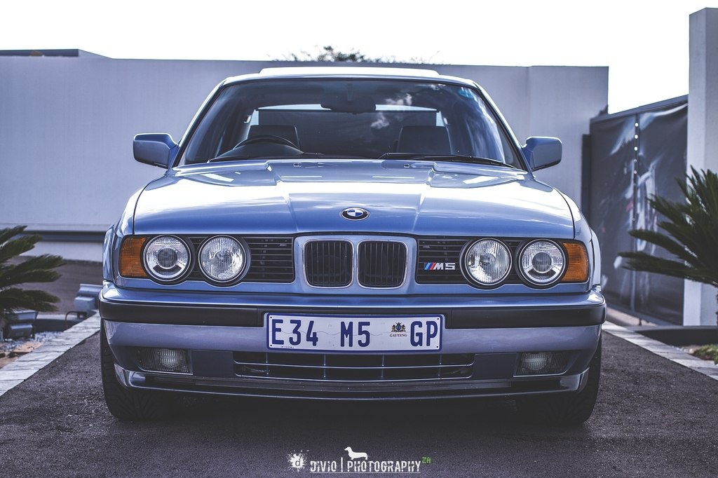 BMW M5 E34