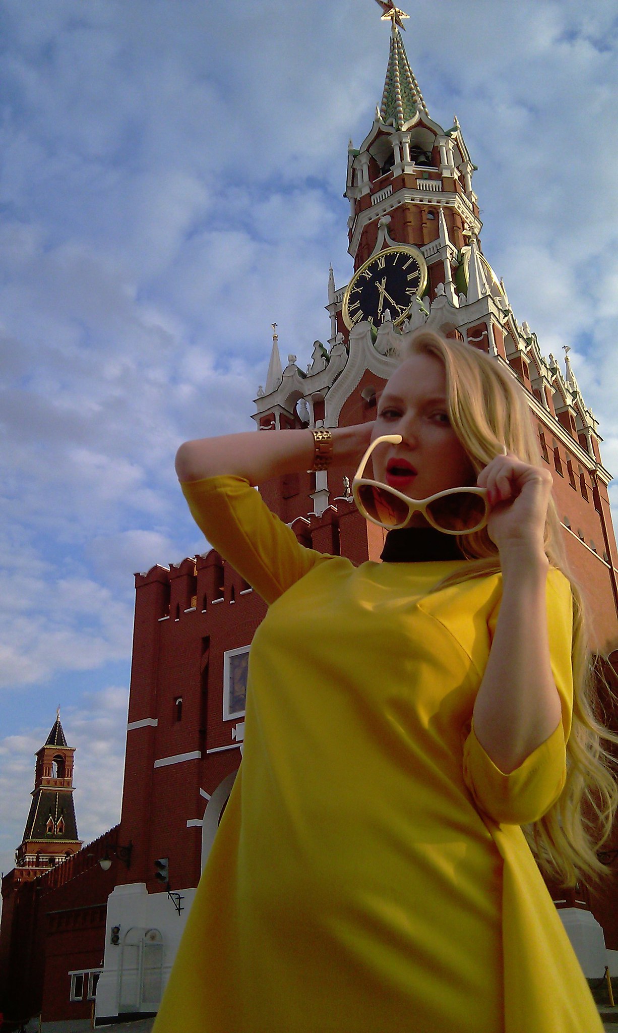  - 25  2015  22:13 - 21