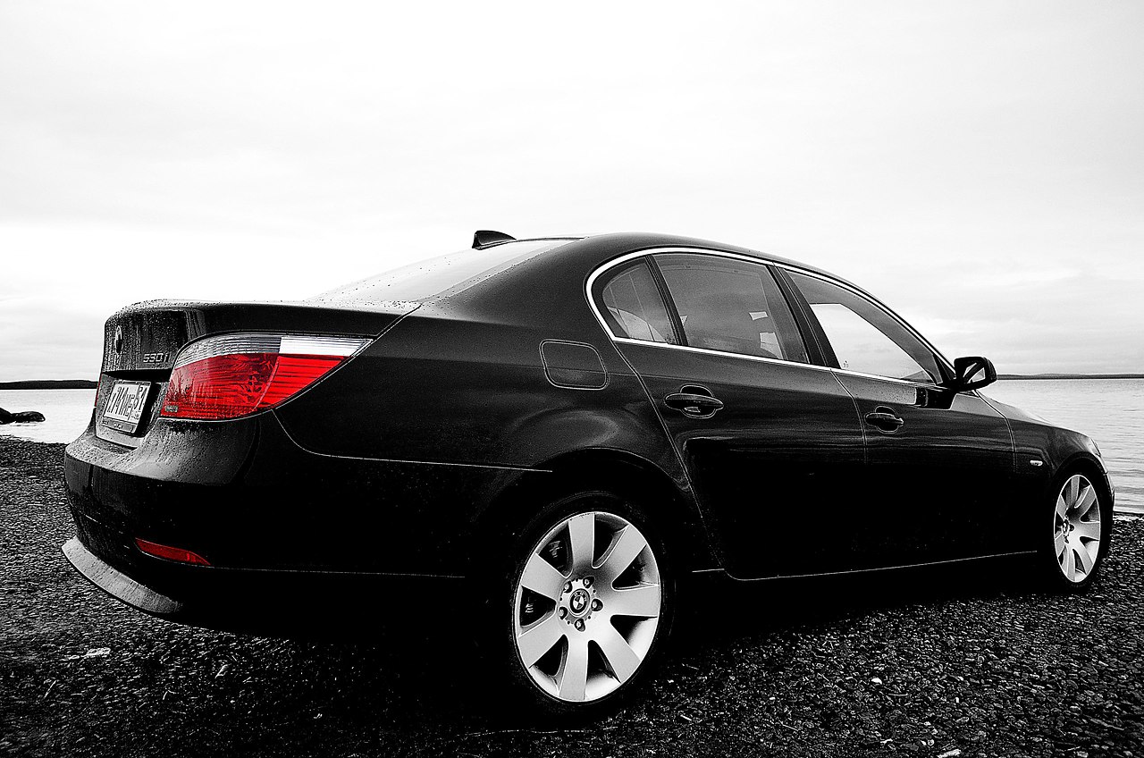  | BMW - 7  2015  10:17