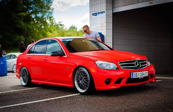 Mercedes-Benz C 63 AMG.