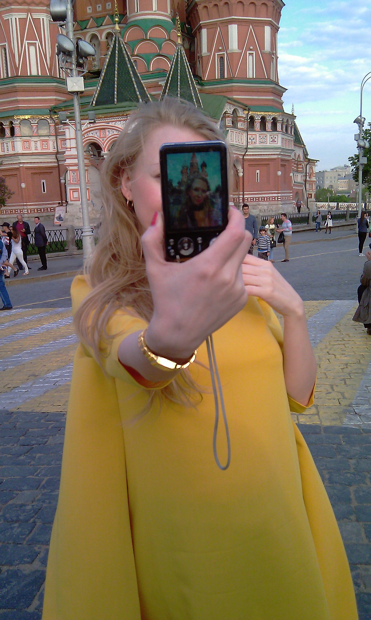  - 25  2015  22:13 - 38