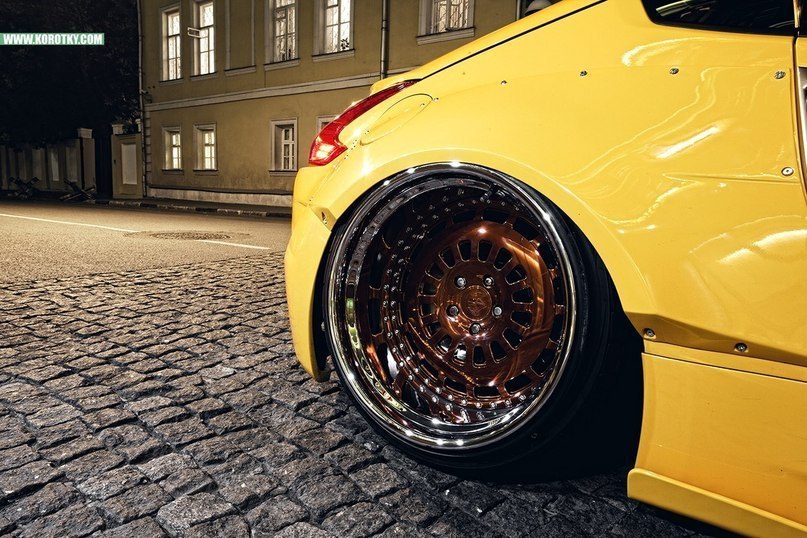 Nissan 370Z - 2