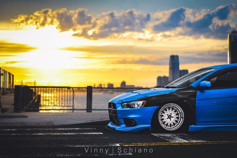 Mitsubishi Lancer Evolution X - 6