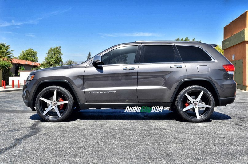 Jeep Grand Cherokee SRT8