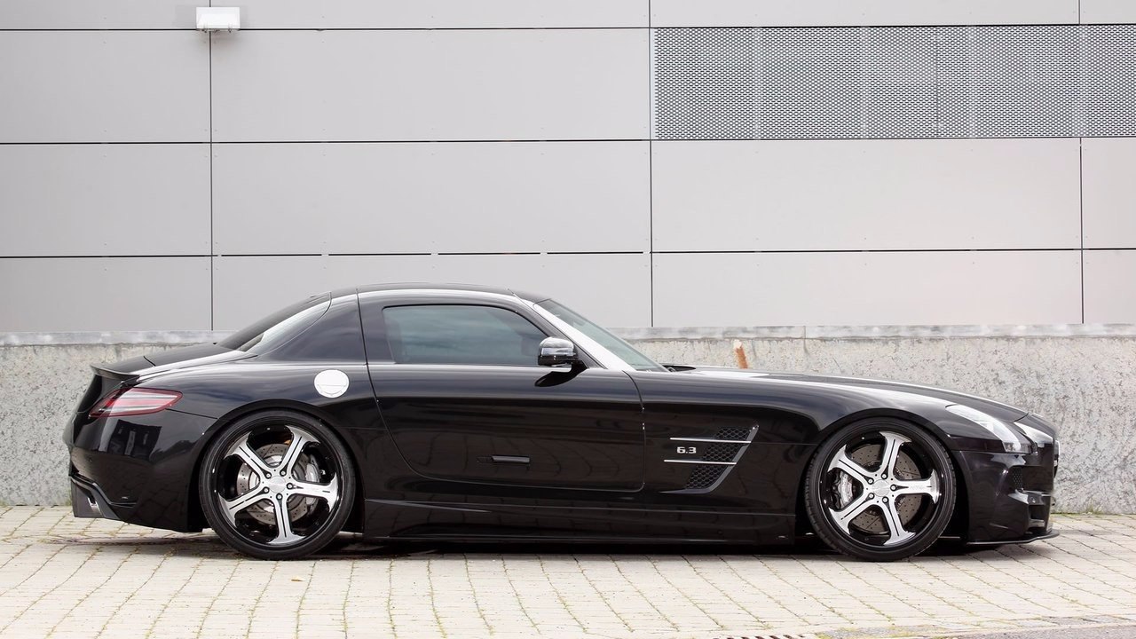 Mercedes-Benz SLS AMG