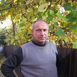 Алексей, 67, Чугуев