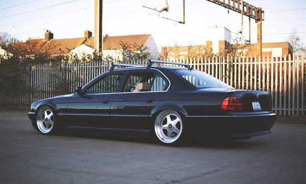 BMW E38 - 4