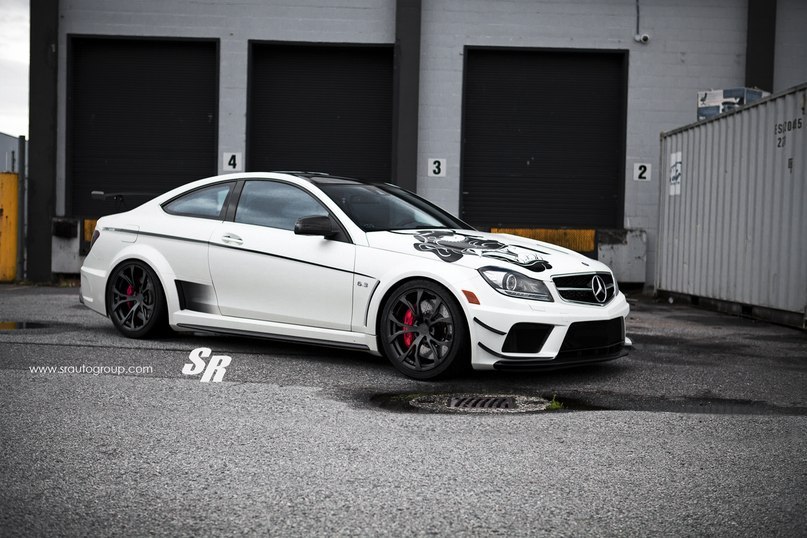Mercedes-Benz C63 AMG Black Series. - 5