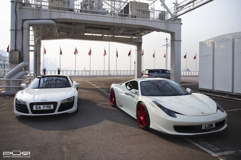 Audi R8  Ferrari 458 Italia. - 9