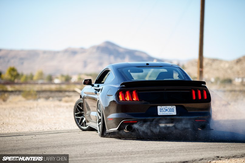 Ford Mustang RTR. - 3