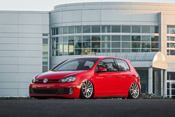 Volkswagen Golf GTI.