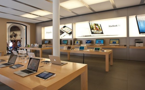 Apple снижает цены на свою продукцию в России.Всего неделю назад компания Apple снизила цены в своем ...