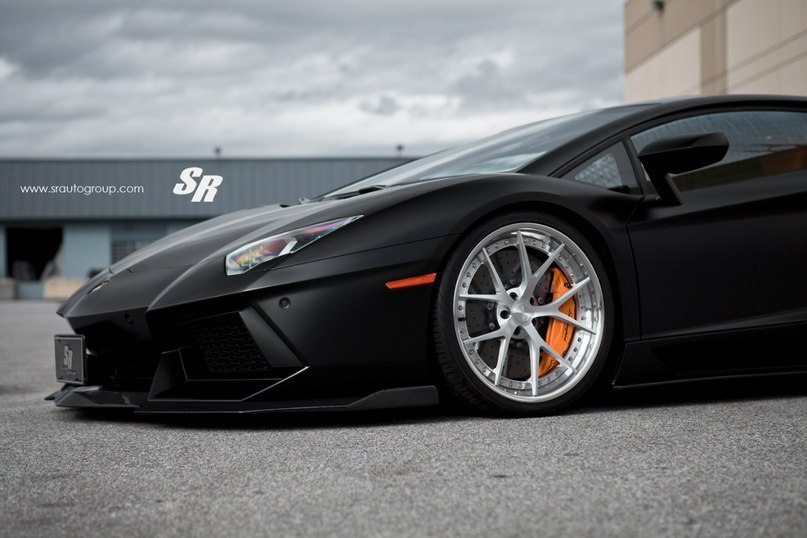 Lamborghini Aventador - 3