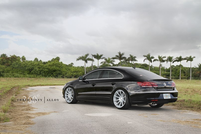 Volkswagen Passat CC. - 4
