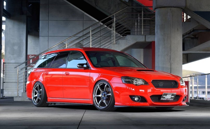Subaru Legacy Blitzen.