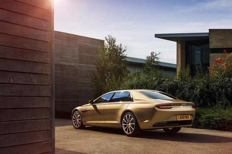 Aston Martin Lagonda Taraf