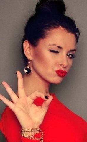 Смешно.... когда мне говорят «знаю я тебя»... милые мои...да я даже САМА себя... не знаю!